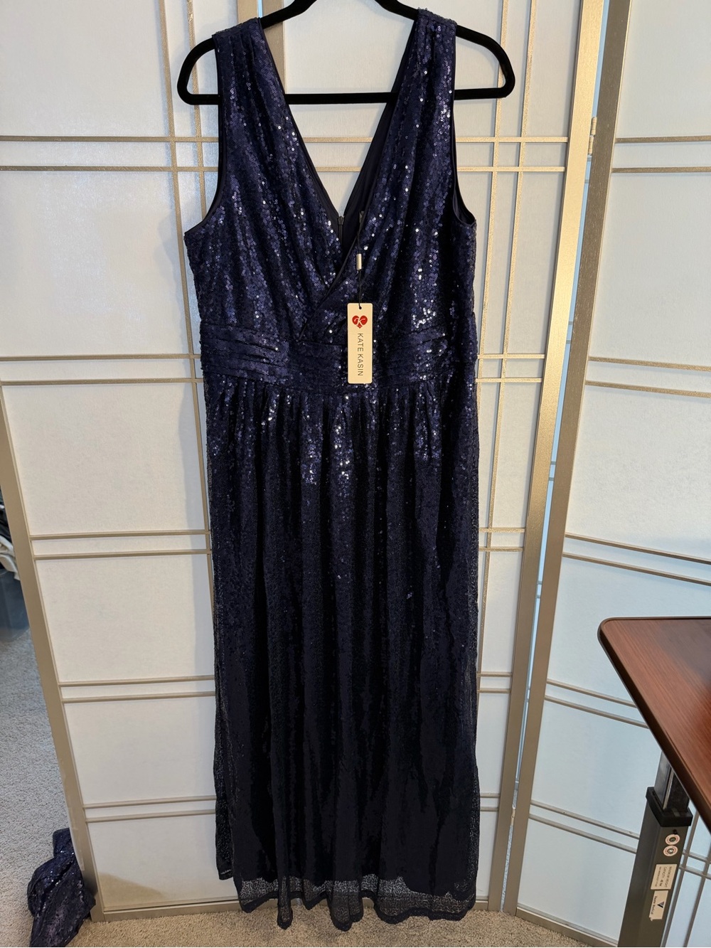 Elegant Navy Sequin V-Neck formal gown